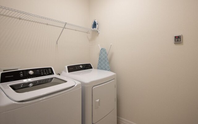 8032osc-solterra Resort