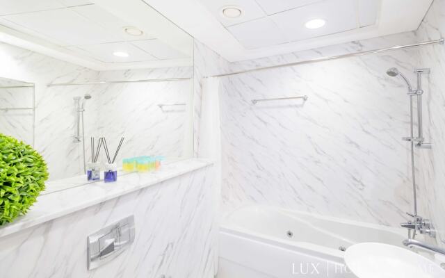 LUX The Marina Ocean View Suite 3