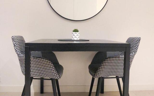 South Yarra Claremont Apartment