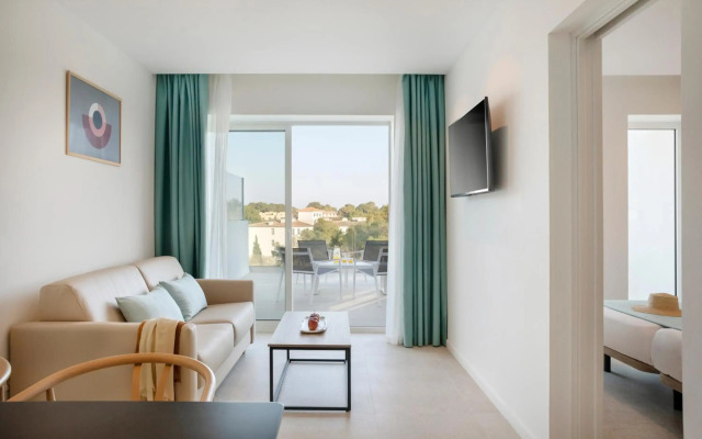 Aparthotel Marina Drach