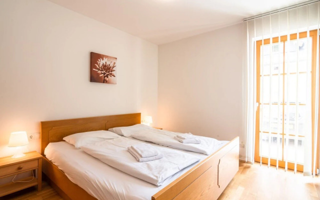 Cozy Apartment in Rauris near Forest