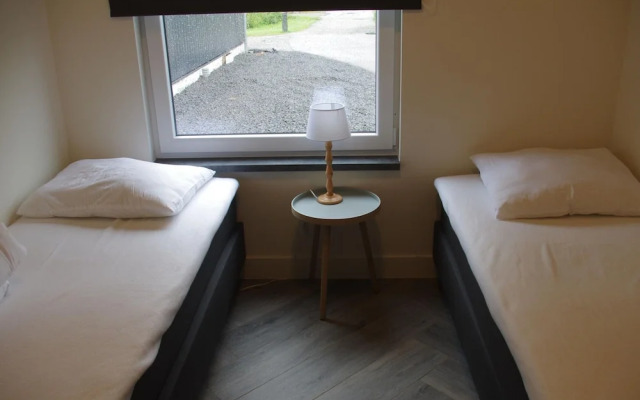 Beautiful Bungalow Near Alkmaar