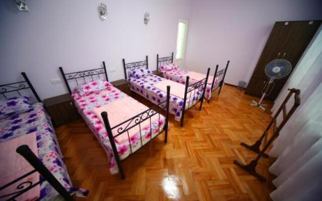 Georgianize Yourself Hostel