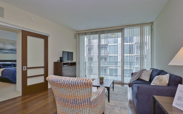 NEW Two bedroom condo in Channelside Tam