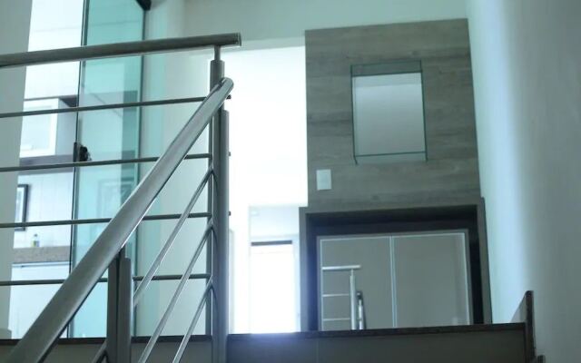 Linda bem Localizada 5 Quartos Vista Mar