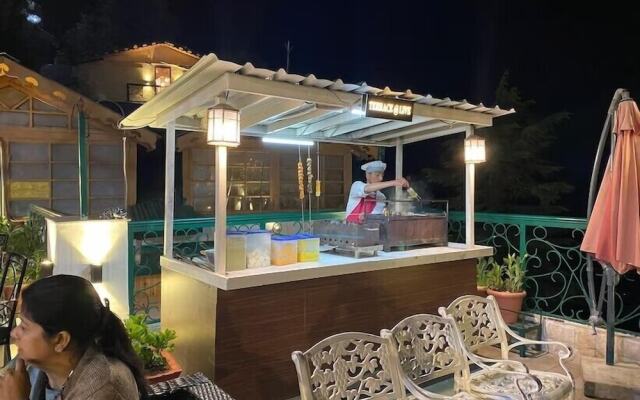 Hotel Mongas
