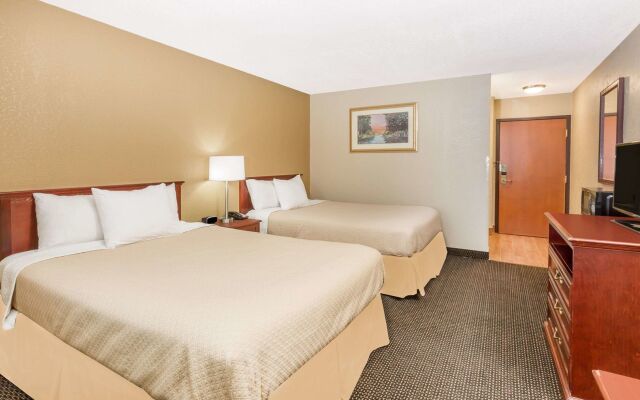 Quality Inn West Des Moines - Clive