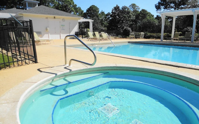 1381 Laurel Grove 3 Bedroom Home by RedAwning