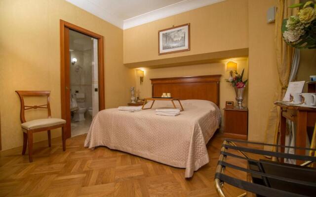 Luxury Rooms H 2000 Roma