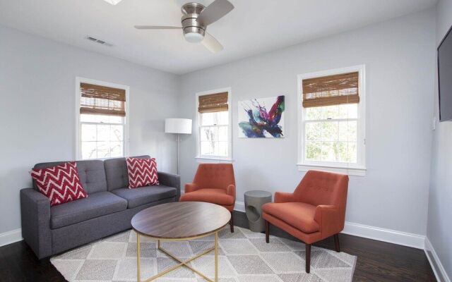 Apartment off St. Philip Walk Everywhere
