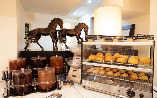 Best Western Plus Embassy