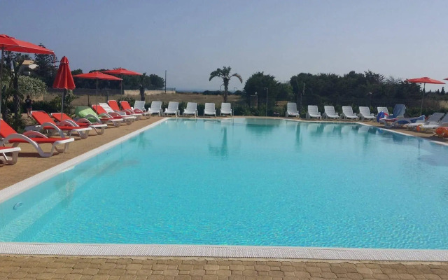 Calabernardo Resort