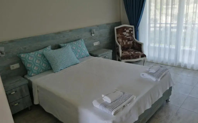 Nar Cicegi Otel Adrasan