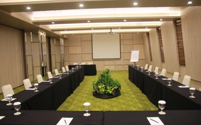 Sparks Life Jakarta, ARTOTEL Curated