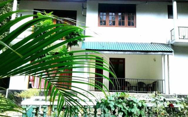 The Lotus Blue - Hostel