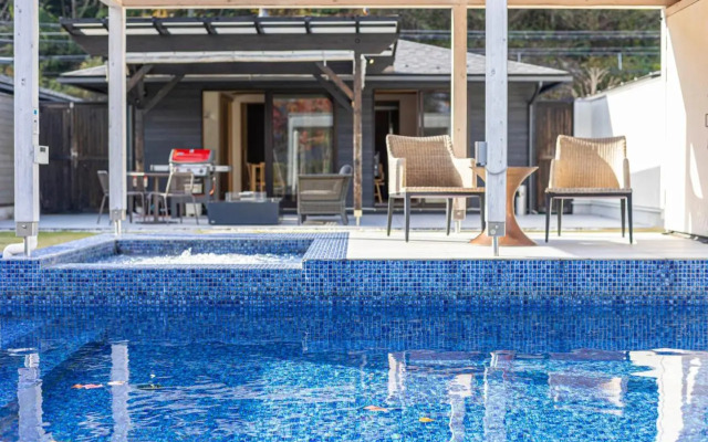 Mezzo All Suite Villas