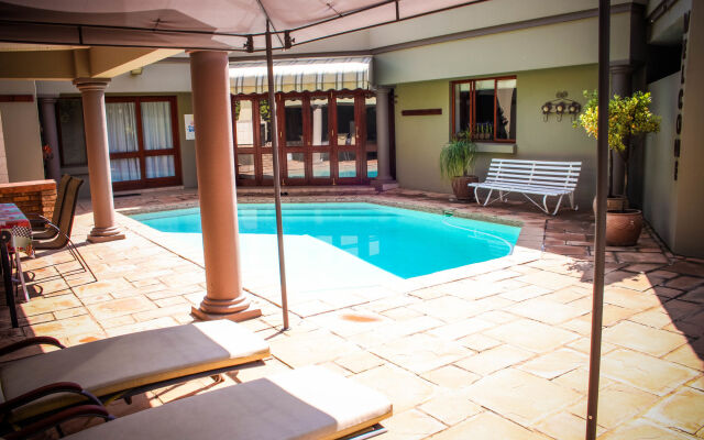 Silver Palms Guest House