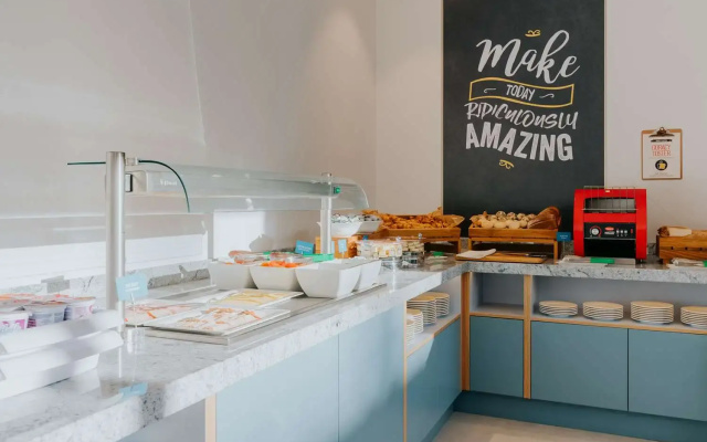 Hampton by Hilton Warsaw Reduta
