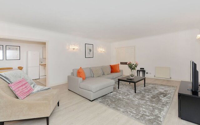 City View Apartment in London near Knightsbridge