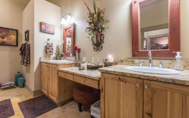 708 Main St Unit 4