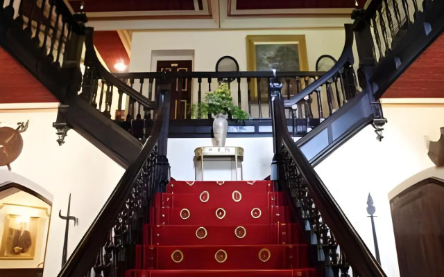Maenan Abbey Hotel