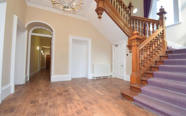 Rosedene Highland House - Emperor Apartment 1