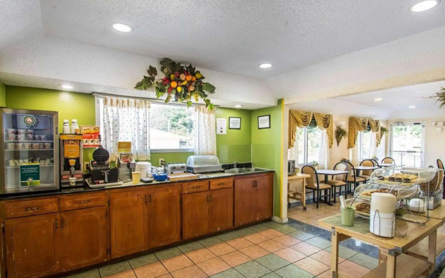 Quality Inn Evergreen