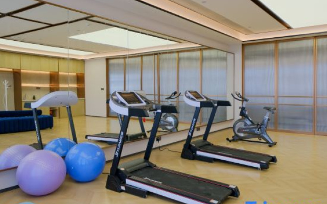 Chenfeng High-altitude Sightseeing Design Hotel(Qingdao Torch Road Fantawild Dream Kingdom Store) – Sports – Qingdao