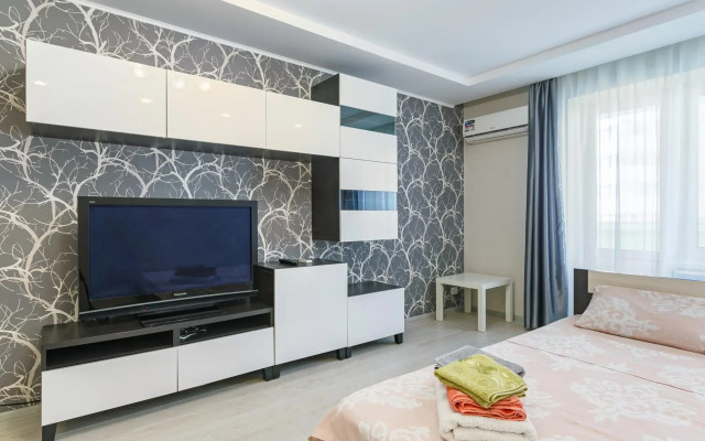 Apartments on Voroshilov street 143B building 2