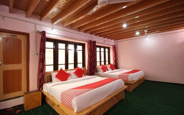 Shawl Gh By OYO Rooms
