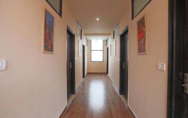OYO 35741 Dsg Residency.