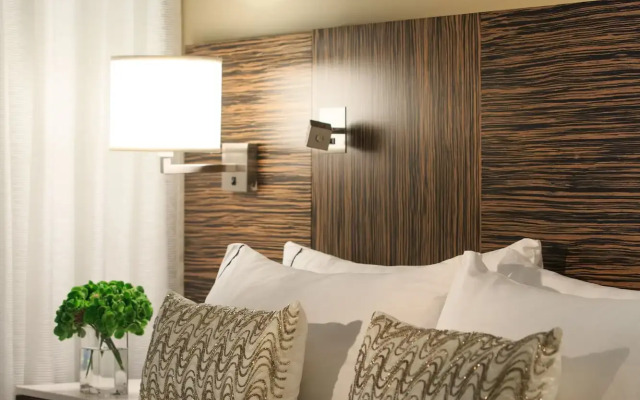 Renaissance Denver Downtown City Center Hotel