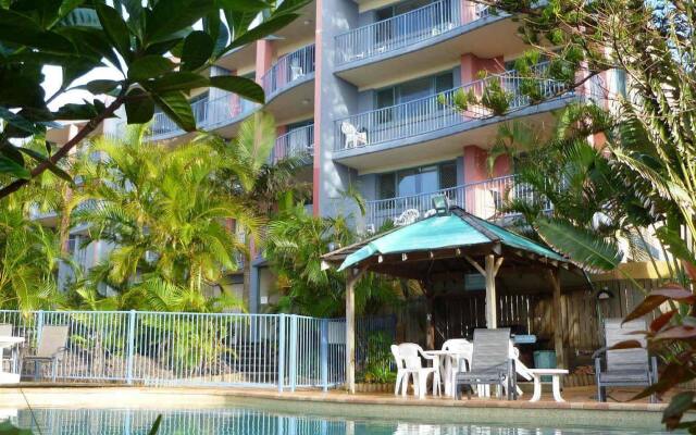 Lindomare Apartments
