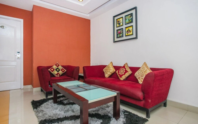 Hotel Comforts Suites