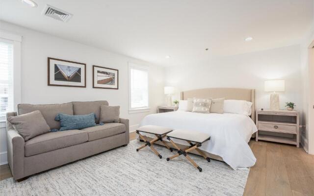 Thomas Sea Suites at Harbourtown