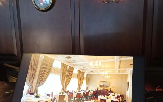 Margarona Royal Hotel