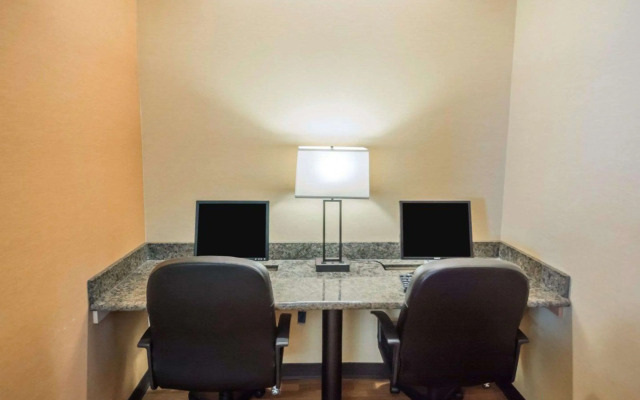 Comfort Inn - NYS Fairgrounds