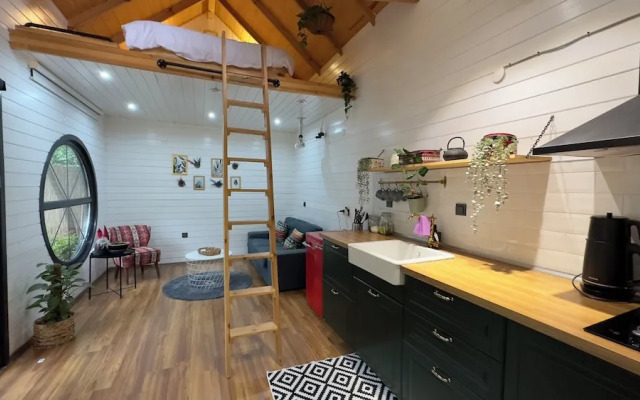 Pentalow Cabin