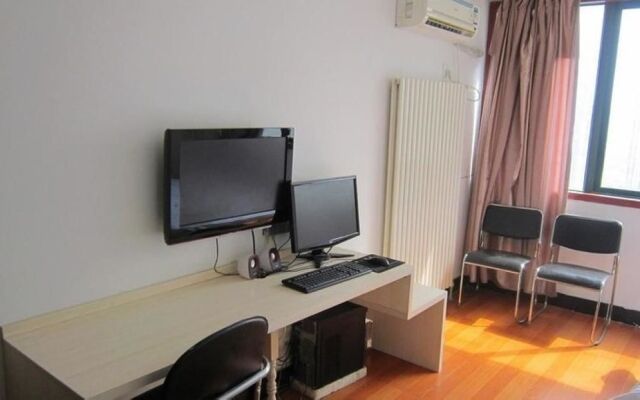Luoyang White-collar Hotel