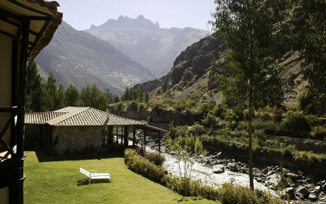 Qawana Lodge