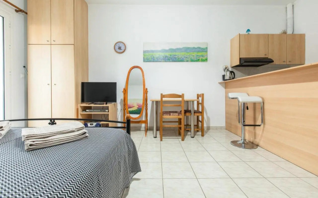 Central Cozy Apartment 3