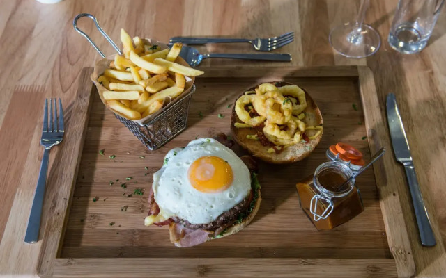 The Farmington Hotel