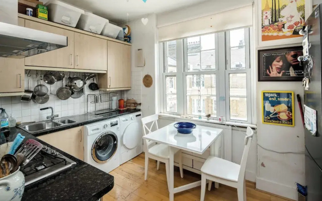 Stylish Central London Flat Near Tower Bridge
