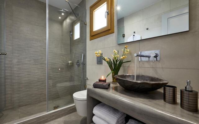 Alyvia Suites