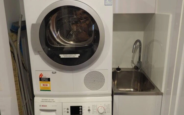 New 1 Bedroom Apartment In West End