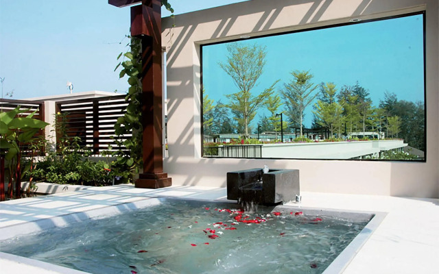 Tara Mantra Cha Am Resort