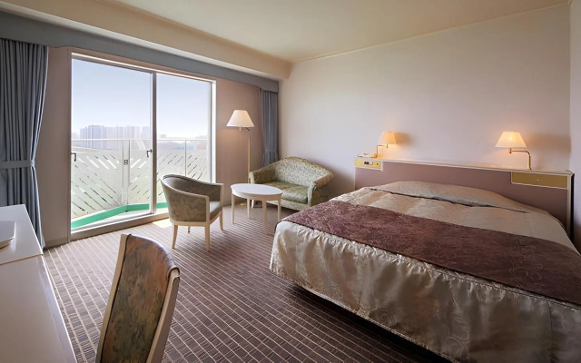 Hotel Springs Makuhari