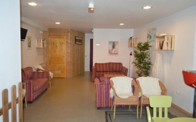 2 Pièces Pour 4 Peronnes en Face des Pistes