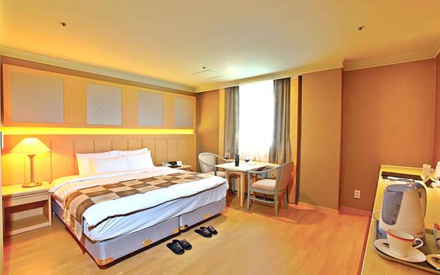 Changwon International Hotel