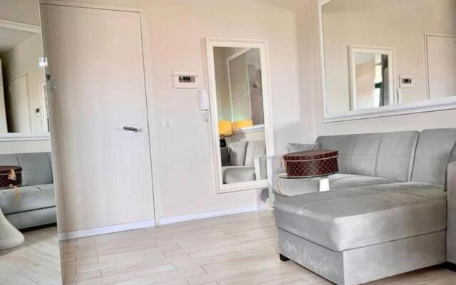 Appartamento via Riccardo Lombardi 29